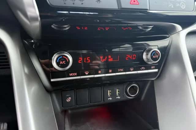 Mitsubishi Eclipse Cross (2023) thumbnail 17