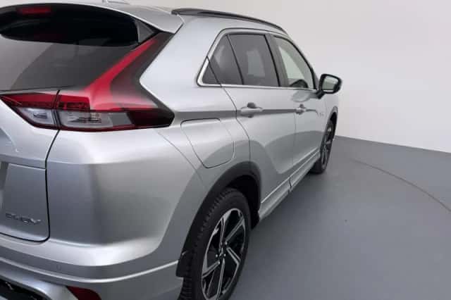 Mitsubishi Eclipse Cross (2023) thumbnail 37