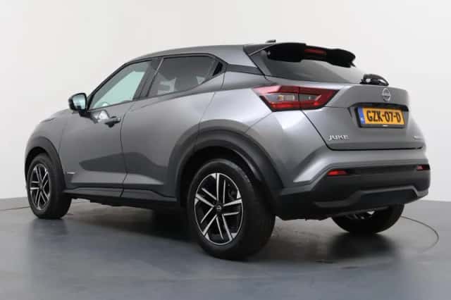 Nissan Juke (2024) thumbnail 3