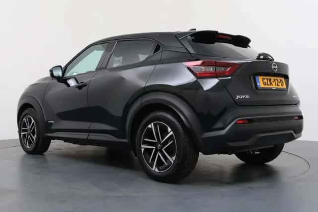 Nissan Juke (2024) thumbnail 3