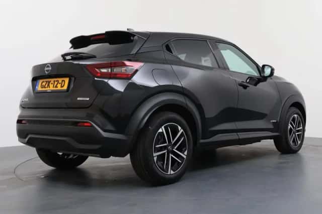 Nissan Juke (2024) thumbnail 5