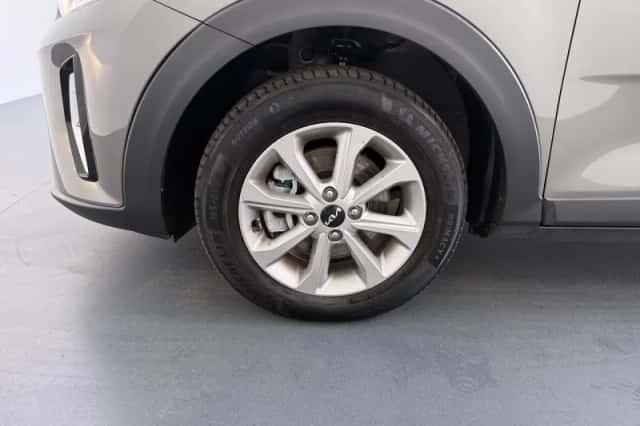 Kia Stonic (2022) thumbnail 16
