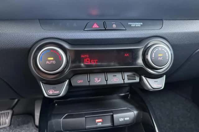 Kia Stonic (2022) thumbnail 17