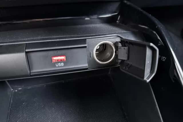 Kia Stonic (2022) thumbnail 18