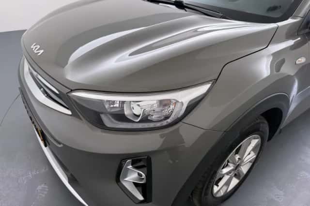 Kia Stonic (2022) thumbnail 32