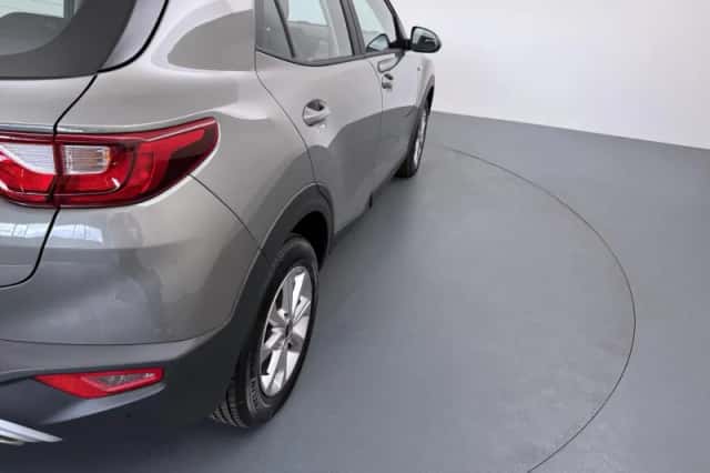 Kia Stonic (2022) thumbnail 36