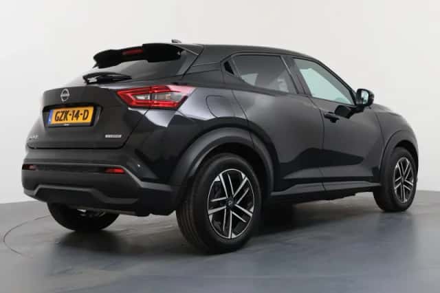 Nissan Juke (2024) thumbnail 5