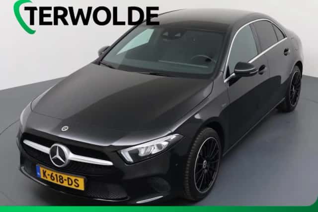 Mercedes-Benz A-Klasse (2020) thumbnail 1