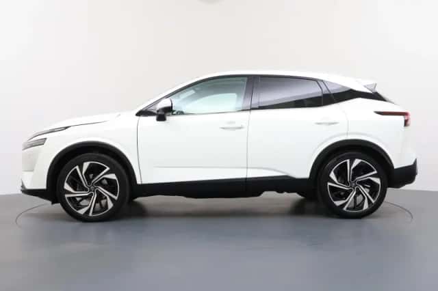 Nissan Qashqai (2023) thumbnail 2
