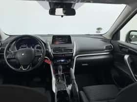 Mitsubishi Eclipse Cross (2018) thumbnail 9