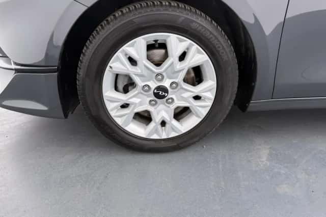 Kia Ceed (2024) thumbnail 16