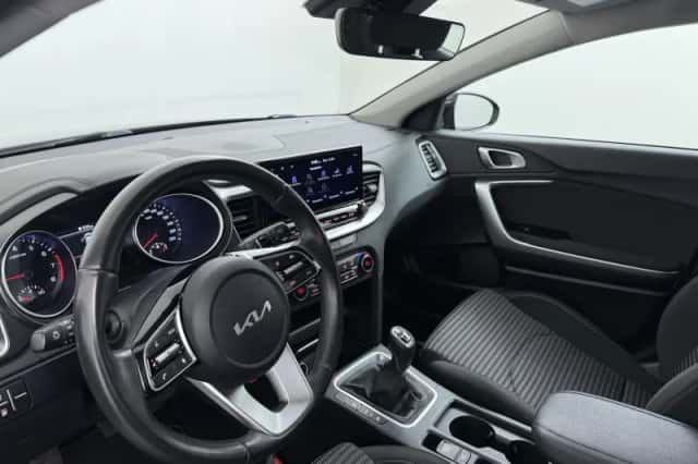 Kia Ceed (2024) thumbnail 25