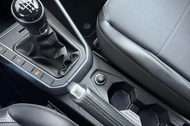 Volkswagen Polo (2019) thumbnail 12