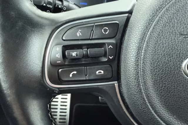 Kia Niro (2020) thumbnail 24