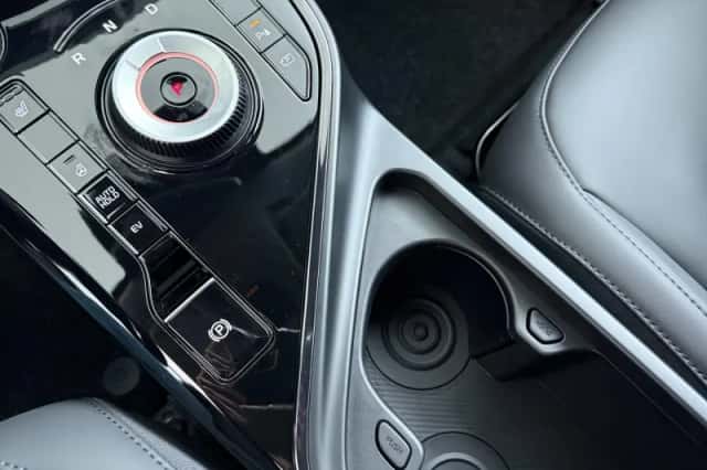 Kia Niro (2025) thumbnail 12