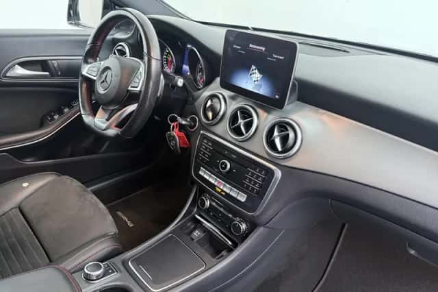 Mercedes-Benz CLA-Klasse (2019) thumbnail 30