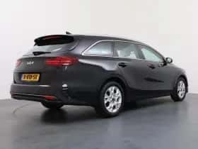 Kia Ceed Sportswagon (2022) thumbnail 5