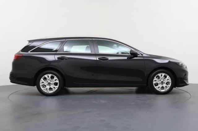 Kia Ceed Sportswagon (2022) thumbnail 6