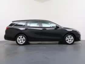 Kia Ceed Sportswagon (2022) thumbnail 6