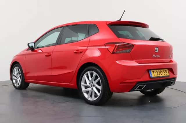 SEAT Ibiza (2023) thumbnail 3