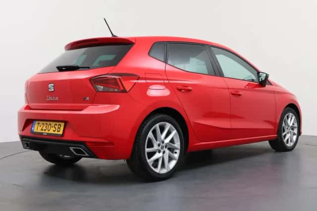 SEAT Ibiza (2023) thumbnail 5