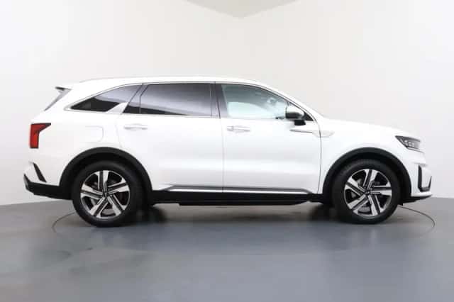 Kia Sorento (2021) thumbnail 6