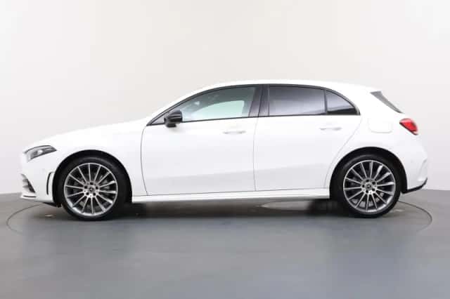 Mercedes-Benz A-Klasse (2021) thumbnail 2