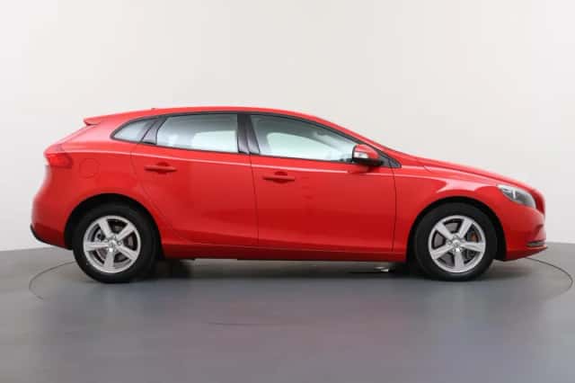 Volvo V40 (2018) thumbnail 6