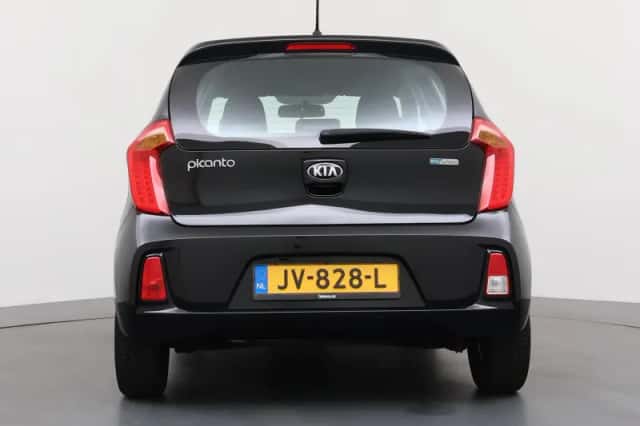 Kia Picanto (2016) thumbnail 4
