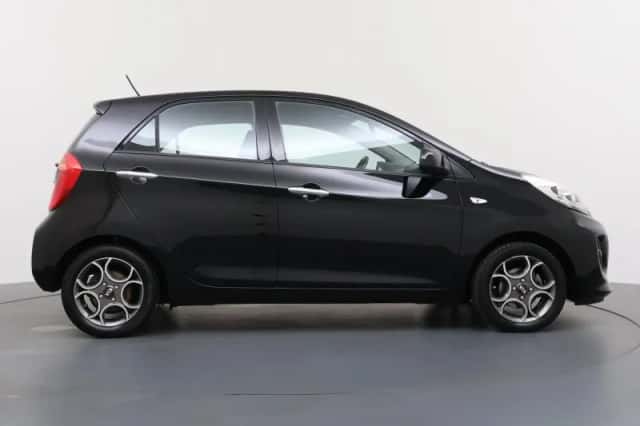 Kia Picanto (2016) thumbnail 6
