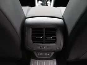 Volkswagen T-Roc (2024) thumbnail 32