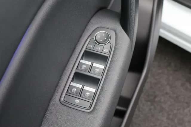 Mitsubishi ASX (2025) thumbnail 26