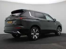 Mitsubishi Outlander (2025) thumbnail 5