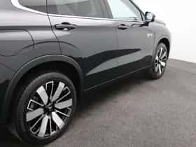 Mitsubishi Outlander (2025) thumbnail 42