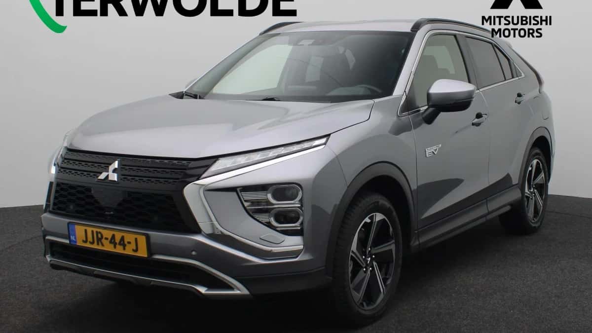Mitsubishi Eclipse Cross (2023) — foto 1