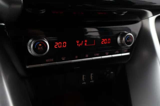 Mitsubishi Eclipse Cross (2023) thumbnail 23