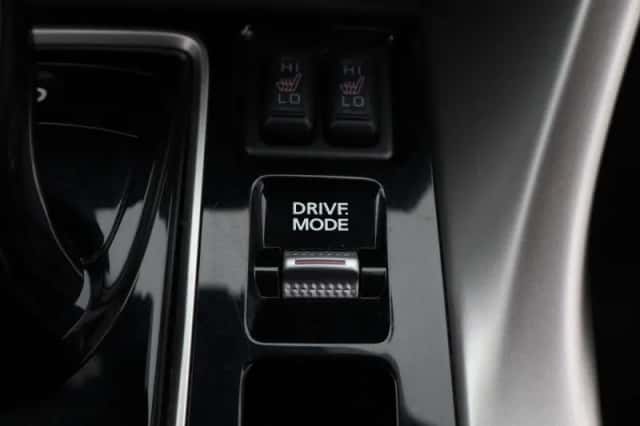Mitsubishi Eclipse Cross (2023) thumbnail 26