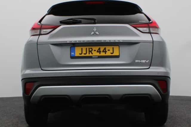 Mitsubishi Eclipse Cross (2023) thumbnail 4