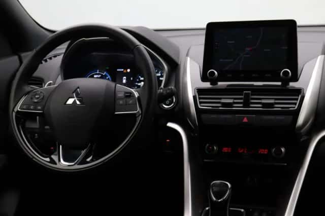 Mitsubishi Eclipse Cross (2023) thumbnail 33