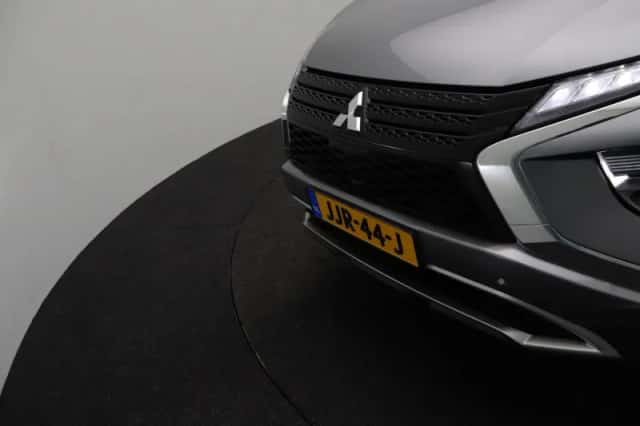 Mitsubishi Eclipse Cross (2023) thumbnail 36