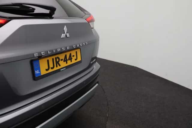 Mitsubishi Eclipse Cross (2023) thumbnail 39