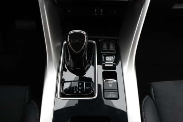 Mitsubishi Eclipse Cross (2023) thumbnail 12