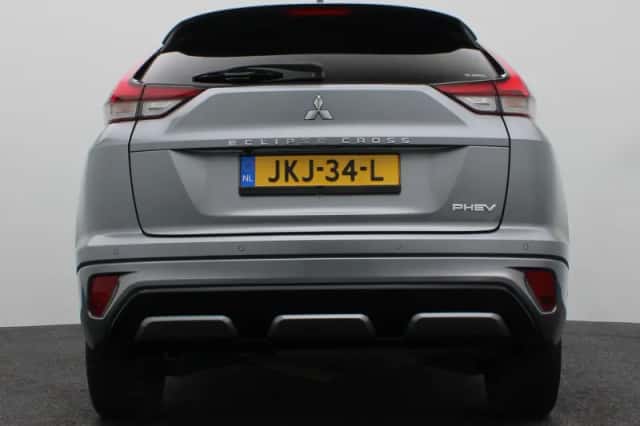 Mitsubishi Eclipse Cross (2023) thumbnail 4