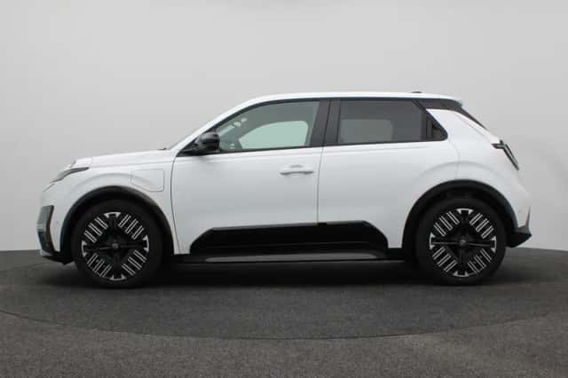 Nissan Micra (2025) thumbnail 2