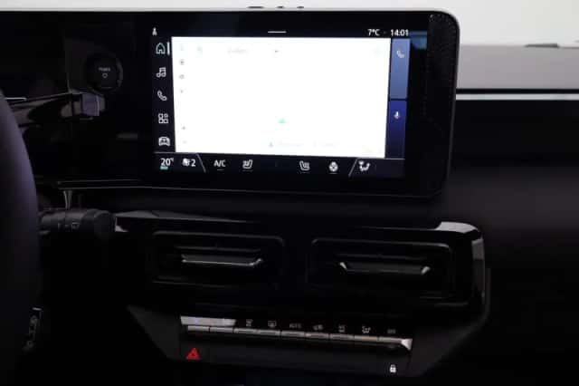 Nissan Micra (2025) thumbnail 11