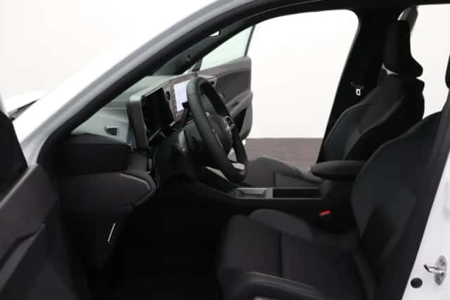 Nissan Micra (2025) thumbnail 13