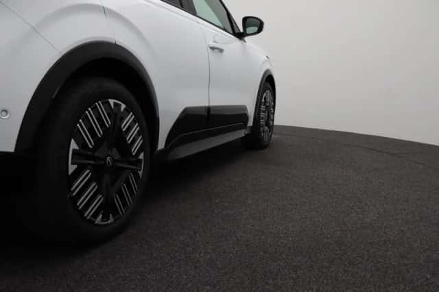 Nissan Micra (2025) thumbnail 37