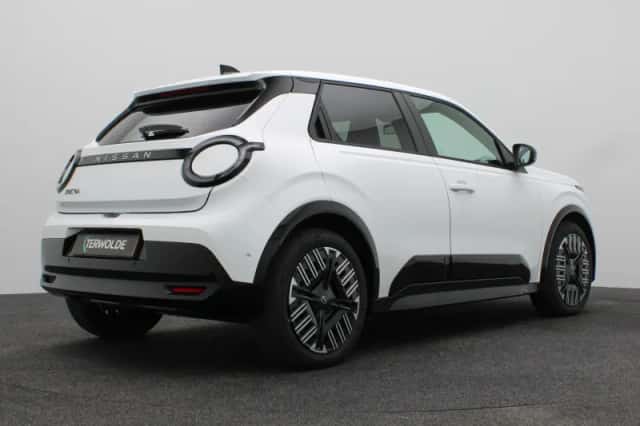 Nissan Micra (2025) thumbnail 5