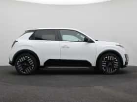 Nissan Micra (2025) thumbnail 6