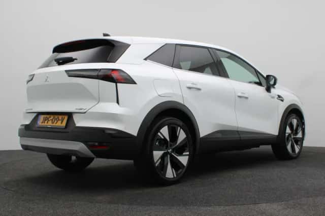 Mitsubishi Grandis (2025) thumbnail 5